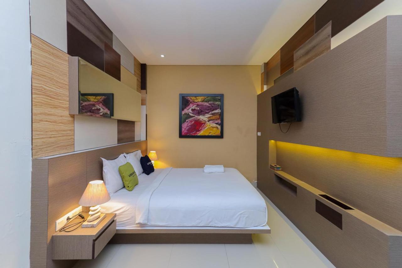 Urbanview Hotel Wg Jimbaran Bali Ungasan Exteriör bild